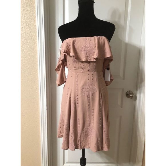 💛ASTR Mauve Embroidered Mini - Picture 3 of 6